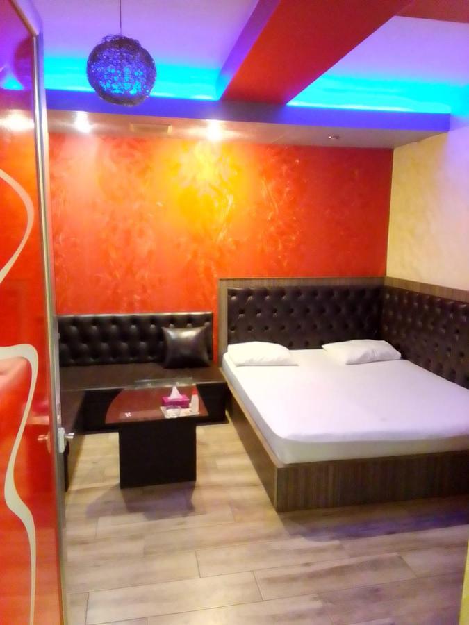 Planet Hotel Yerevan Exterior photo