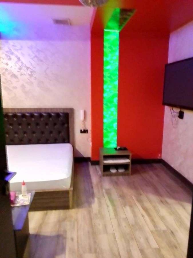Planet Hotel Yerevan Exterior photo